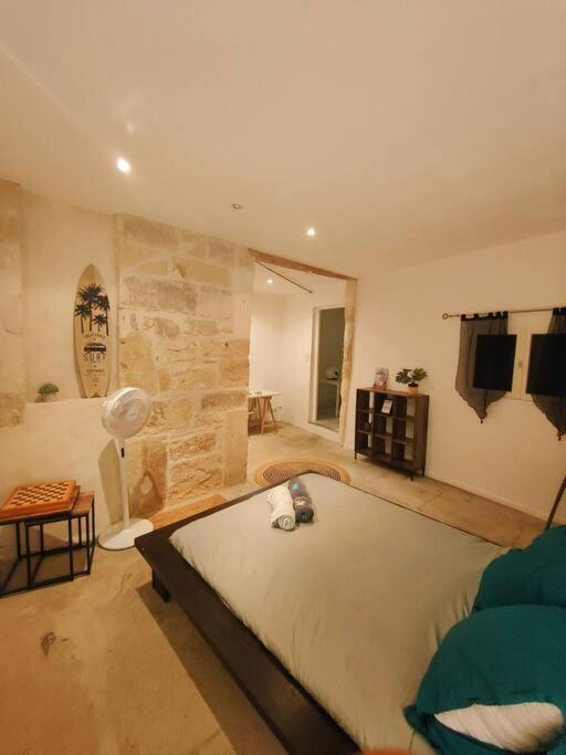 Apartment Deux Pieces - Confort - Ecusson *